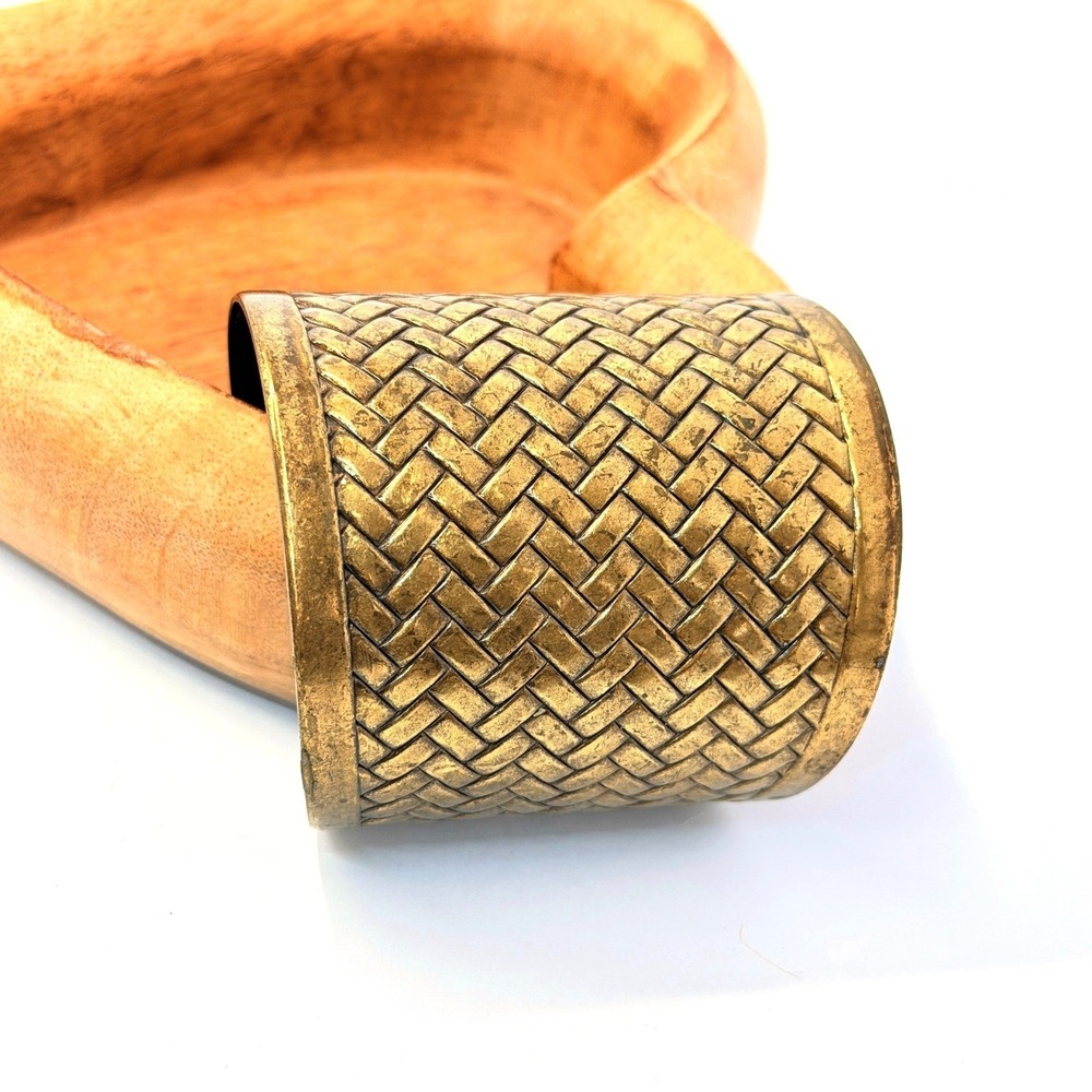 Vintage 1970s Wide Brass Basket Weave Herringbone Statement Cuff Bracelet